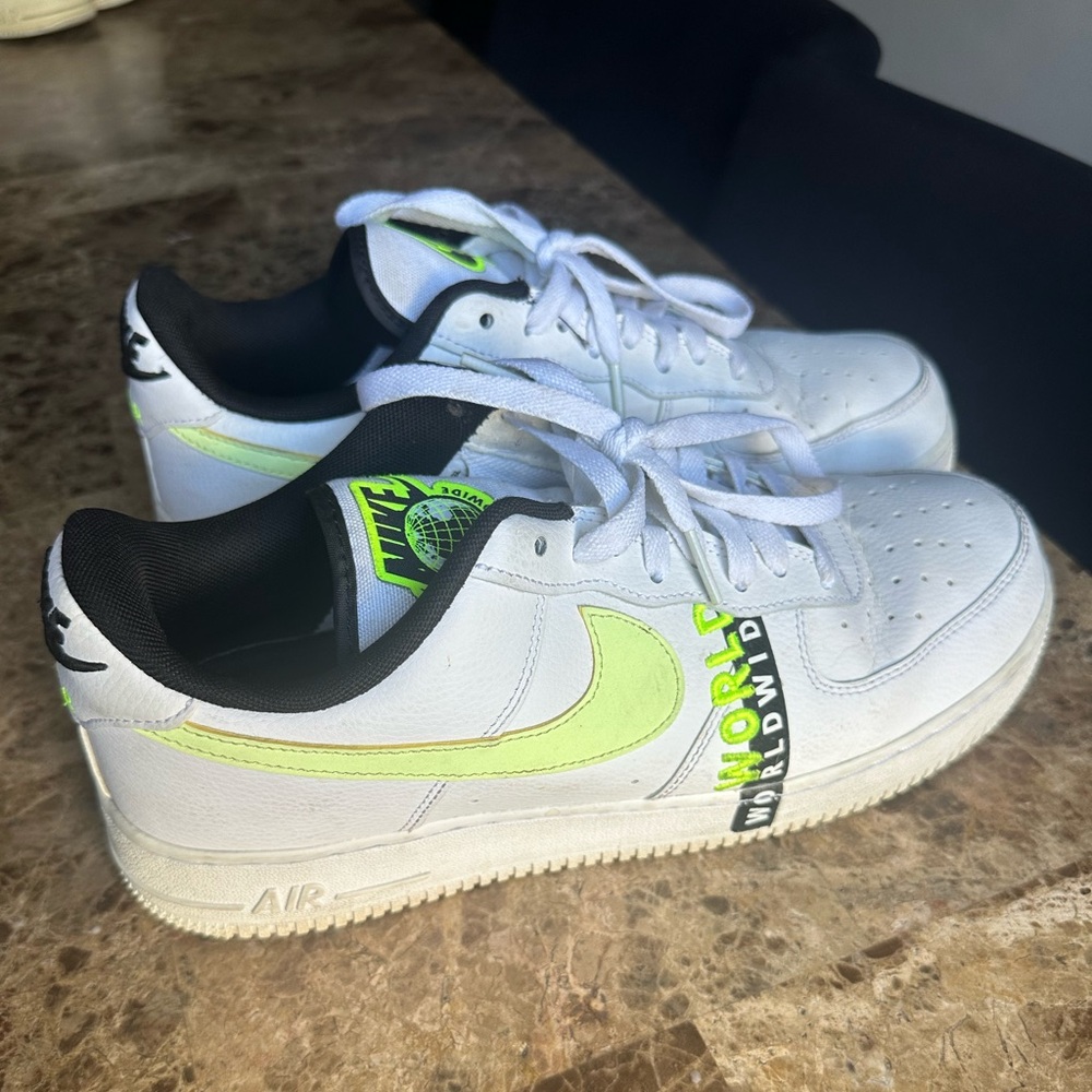 Nike AF1 Low World Wide White Volt